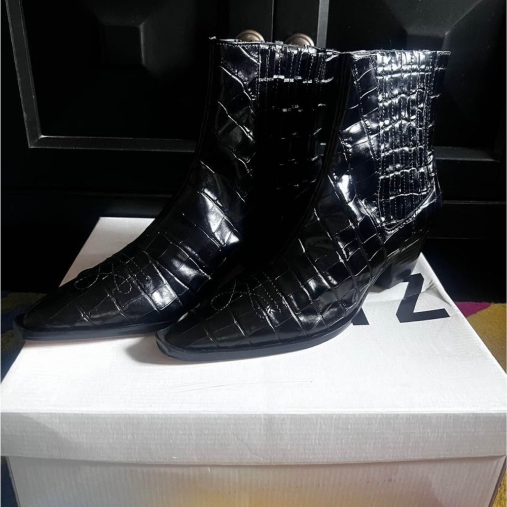 CROC BOOTS